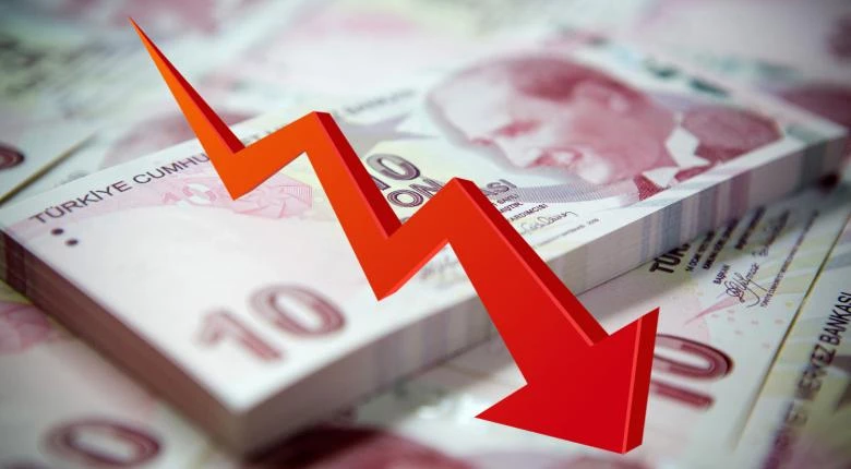 Νέα υποχώρηση για την τουρκική λίρα – Φόβοι για πολιτική αστάθεια